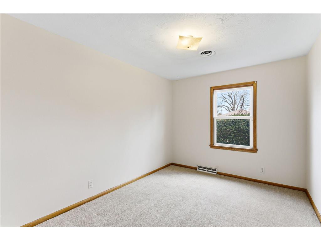 1460 Arlington Avenue E Saint Paul MN 55106 7009943 image15
