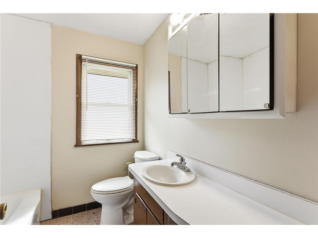 1460 Arlington Avenue E Saint Paul MN 55106 7009943 image19