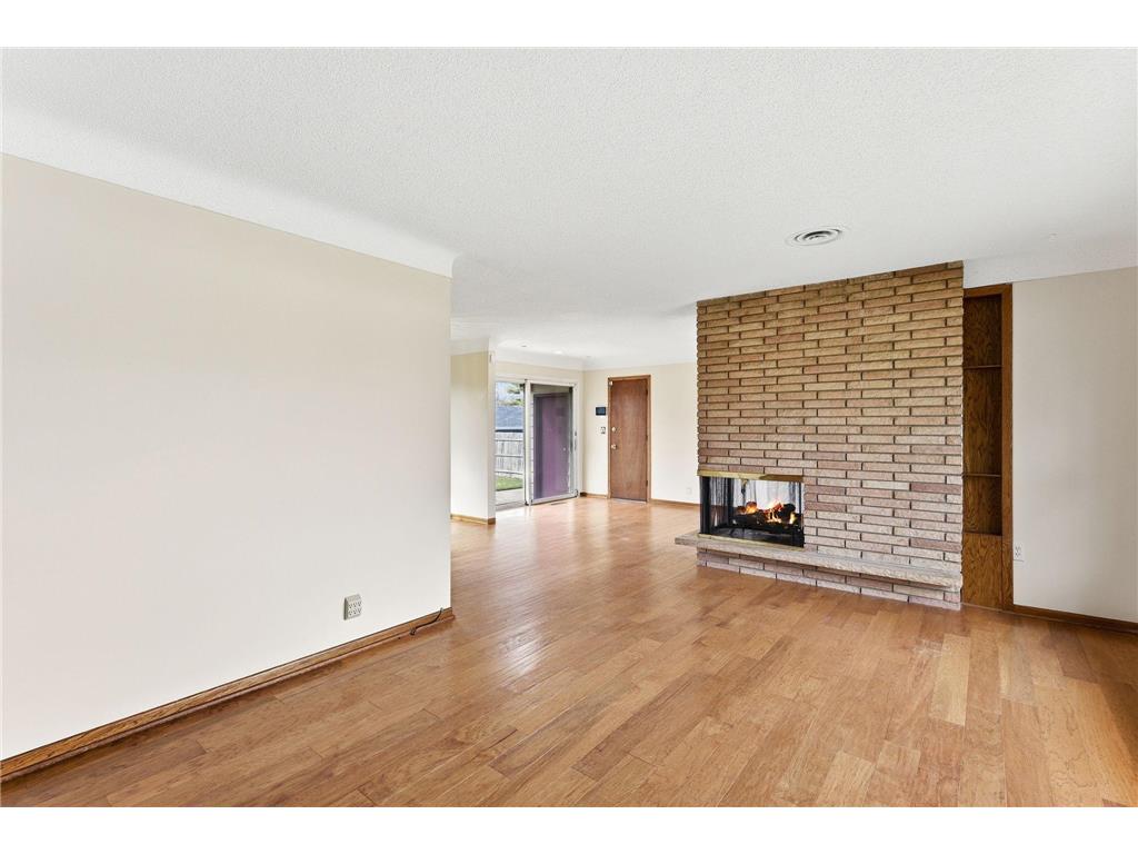 1460 Arlington Avenue E Saint Paul MN 55106 7009943 image3