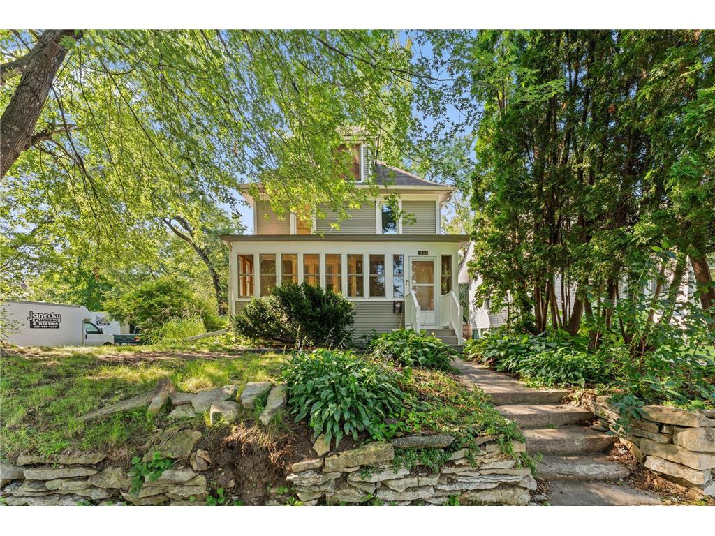 1460 Hague Avenue Saint Paul MN 55104 6780116 image1