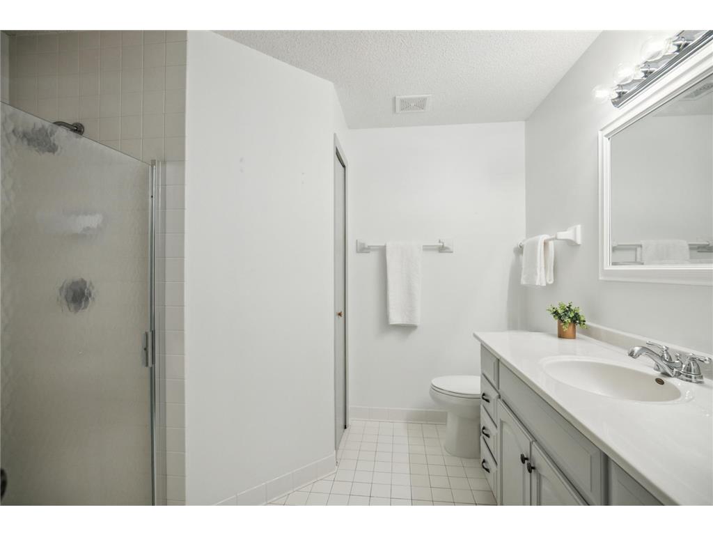 14601 Atrium Way #329 Minnetonka MN 55345 6677650 image20