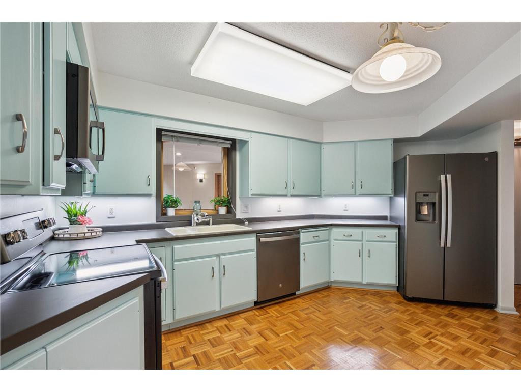 14601 Atrium Way #329 Minnetonka MN 55345 6677650 image22