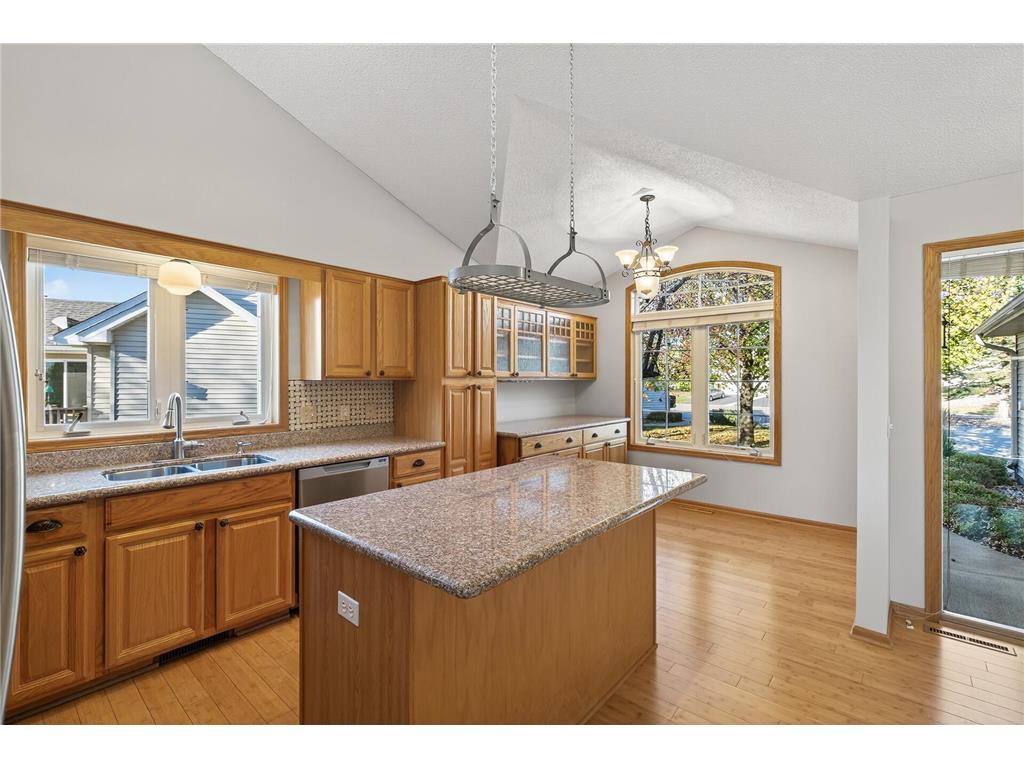 14606 Beverley Lane Savage MN 55378 6812739 image2