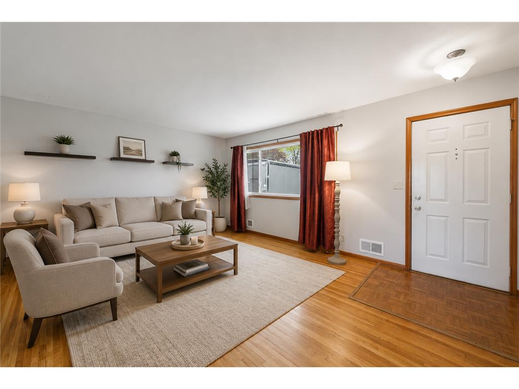 1461 Selby Avenue Saint Paul Park MN 55071 7068022 image2
