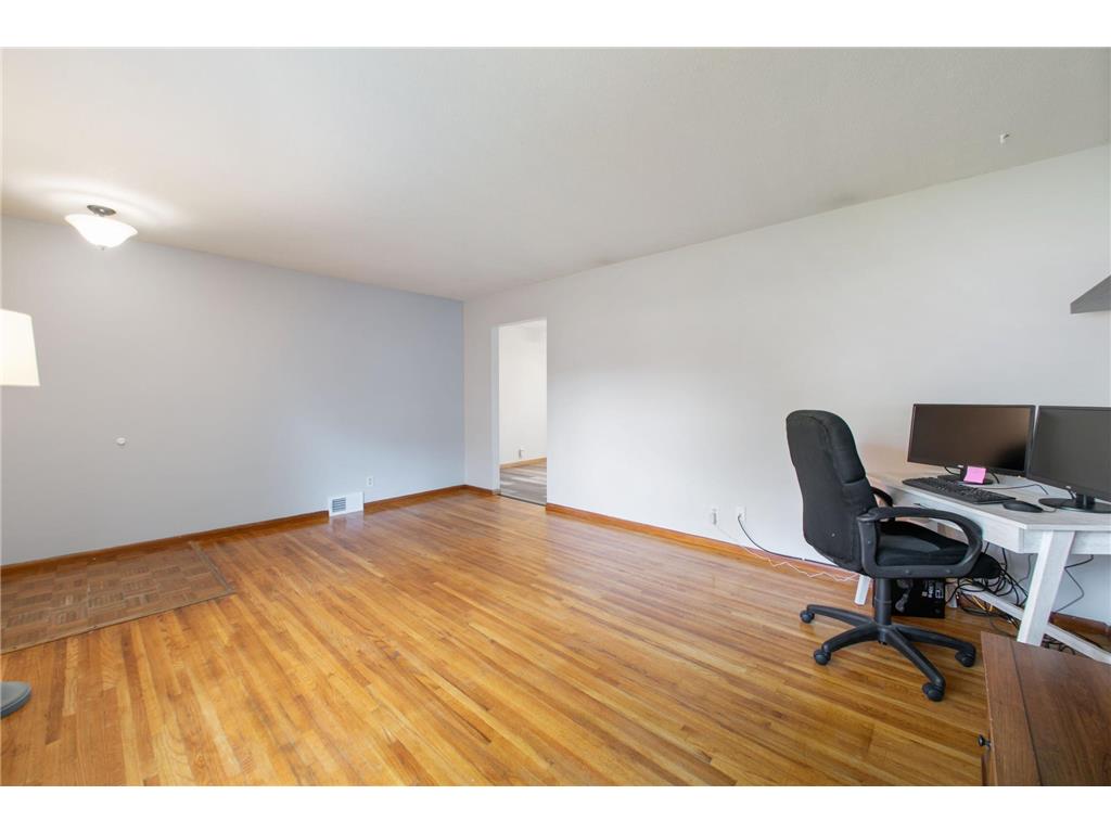 1461 Selby Avenue Saint Paul Park MN 55071 7068022 image4
