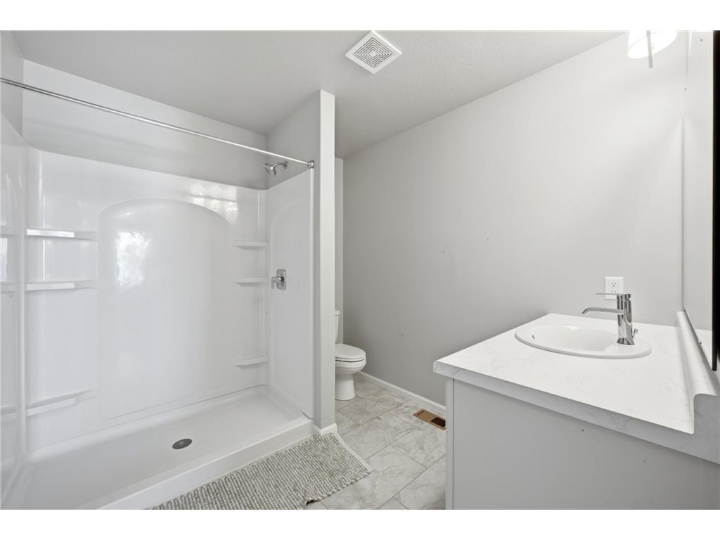 1462 68th Avenue S Fargo ND 58104 7112702 image14