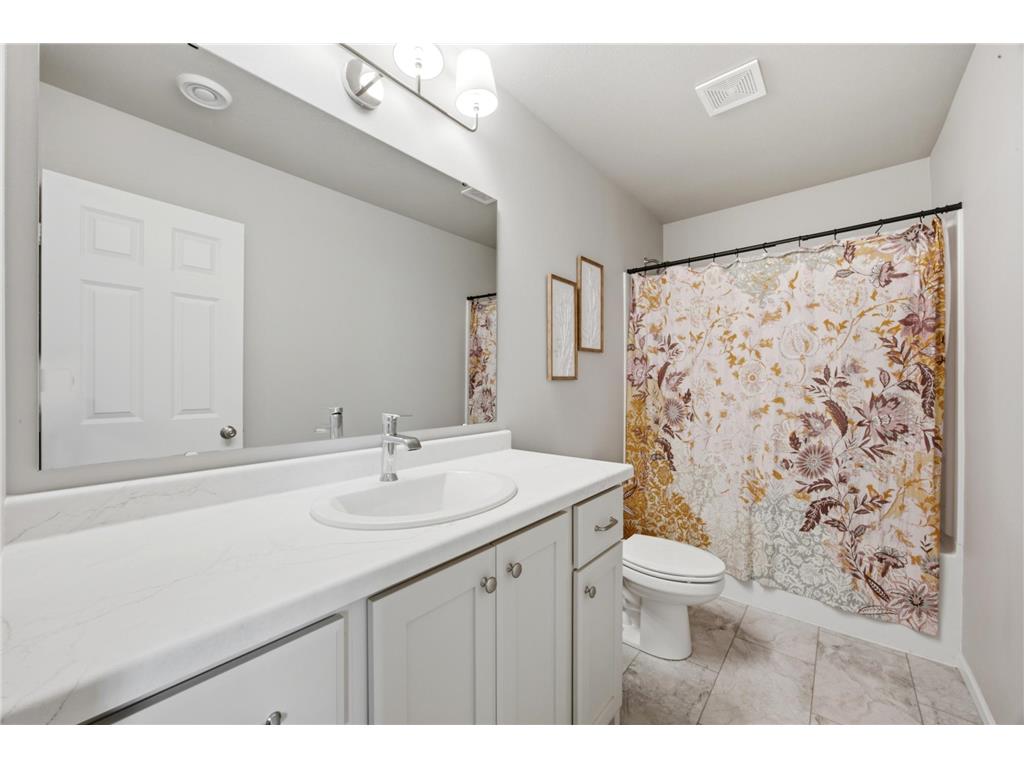 1462 68th Avenue S Fargo ND 58104 7112702 image23