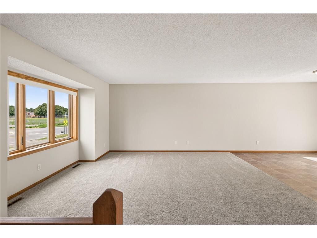 14620 Hayes Road Apple Valley MN 55124 7095796 image2