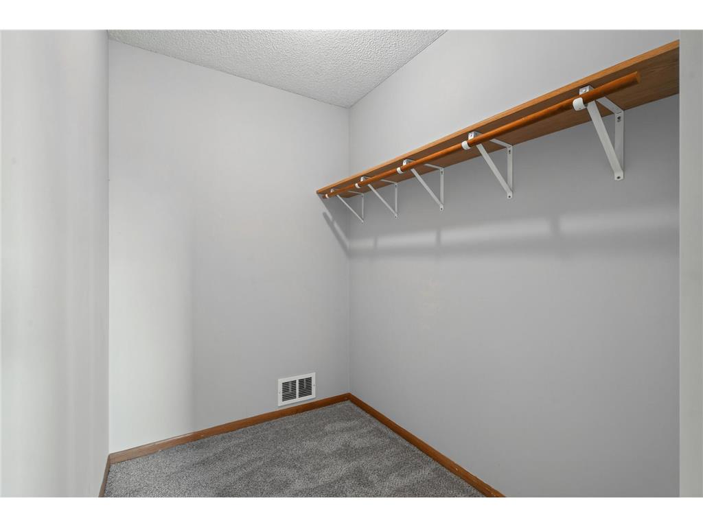 14620 Hayes Road Apple Valley MN 55124 7095796 image22