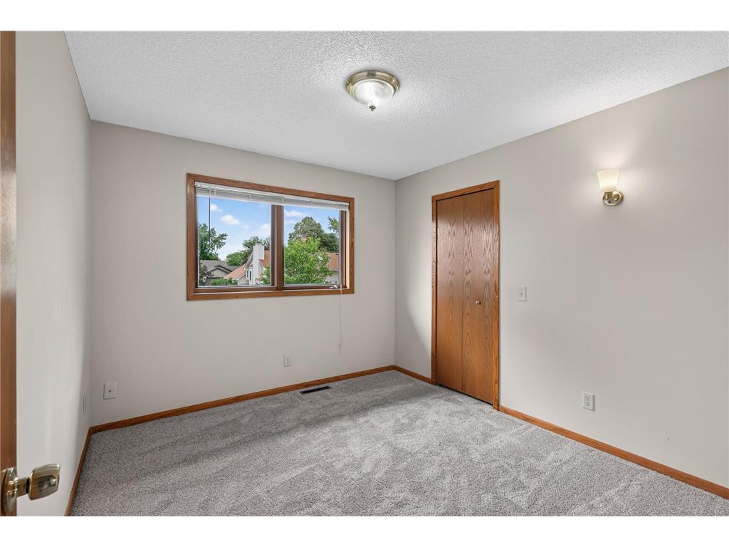 14620 Hayes Road Apple Valley MN 55124 7095796 image23