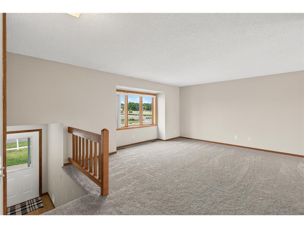 14620 Hayes Road Apple Valley MN 55124 7095796 image3