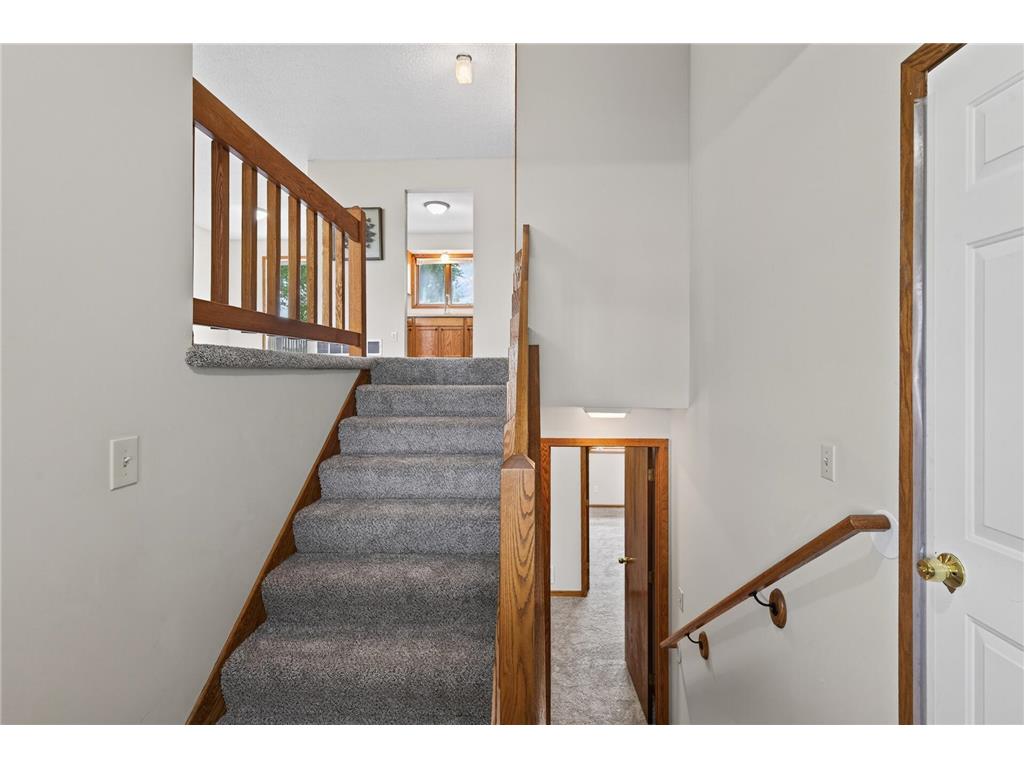 14620 Hayes Road Apple Valley MN 55124 7095796 image6