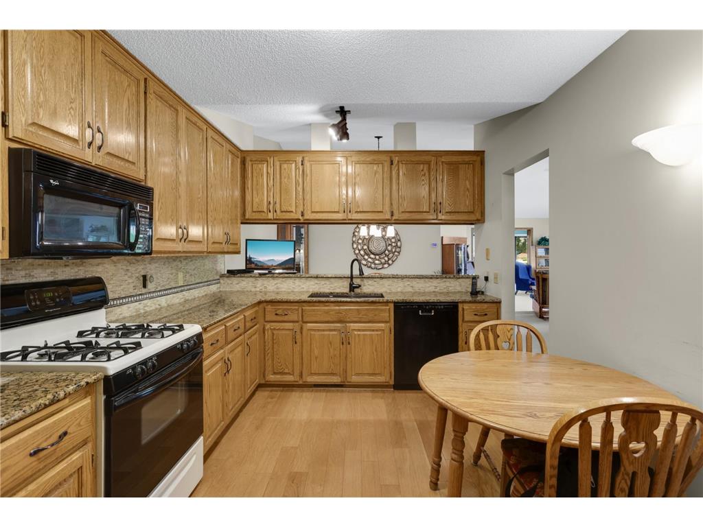 14629 Embassy Avenue Apple Valley MN 55124 7028122 image5
