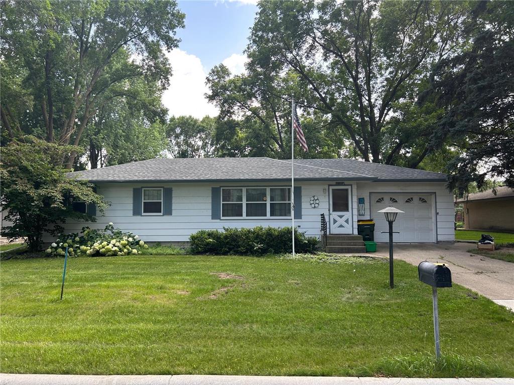 1463 Grace Avenue SW Willmar MN 56201 6761048 image1