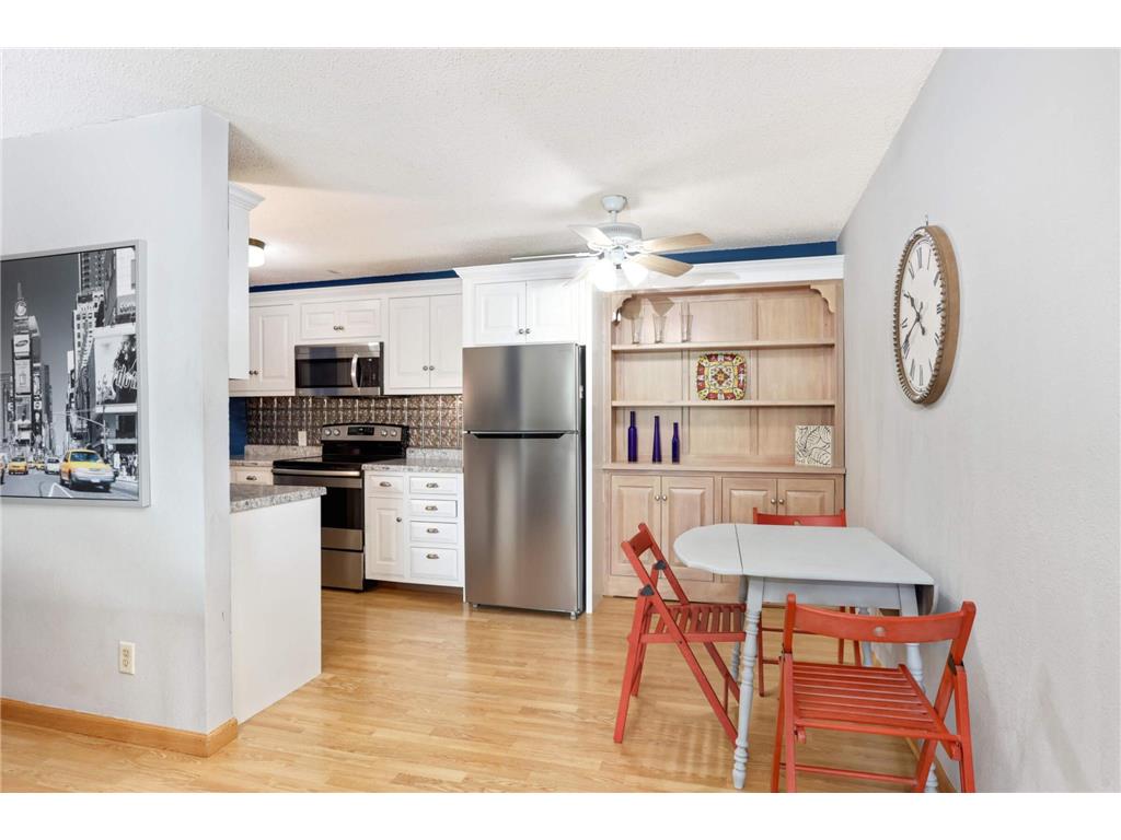 14630 Garrett Avenue 512, Apple Valley, MN 55124 MLS 6392278