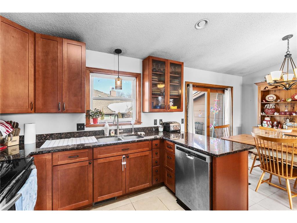 14631 Elysium Place Apple Valley MN 55124 7010541 image1
