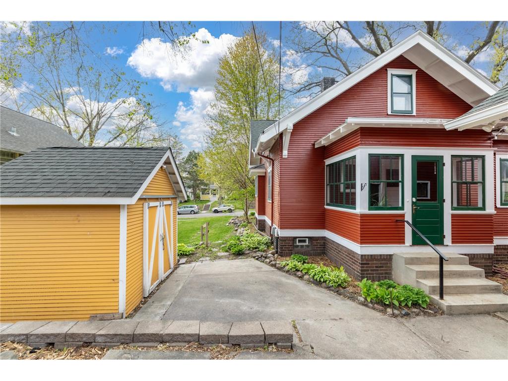 1464 Chelmsford Street Saint Paul MN 55108 7007189 image29