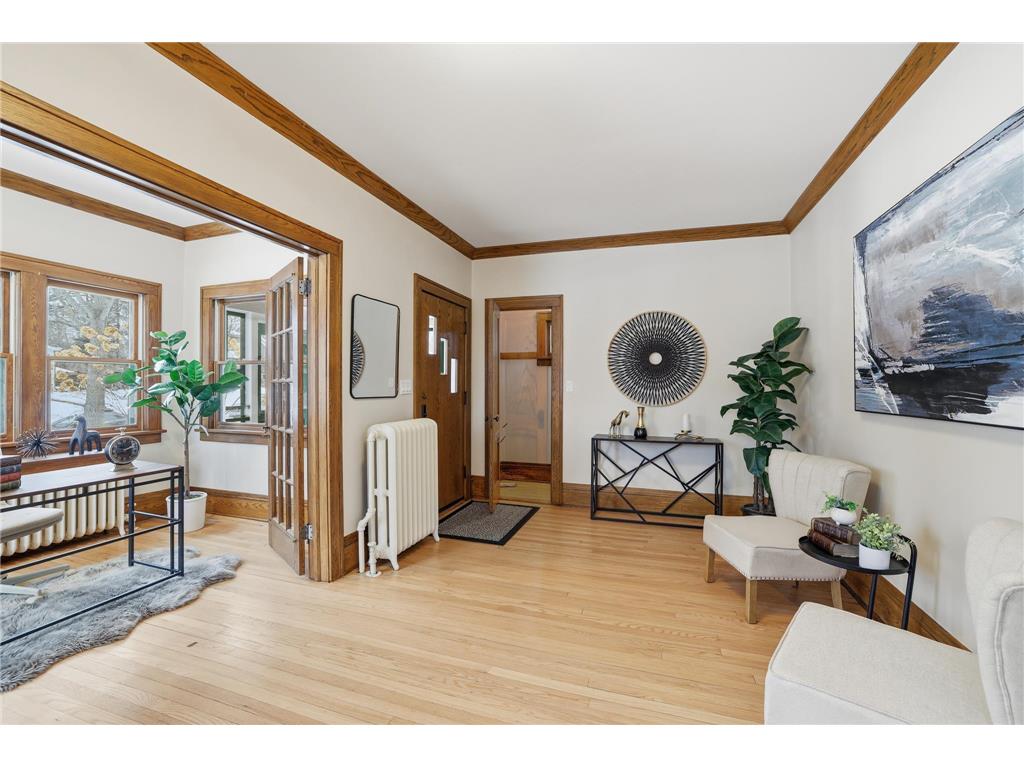 1464 Chelmsford Street Saint Paul MN 55108 7007189 image3