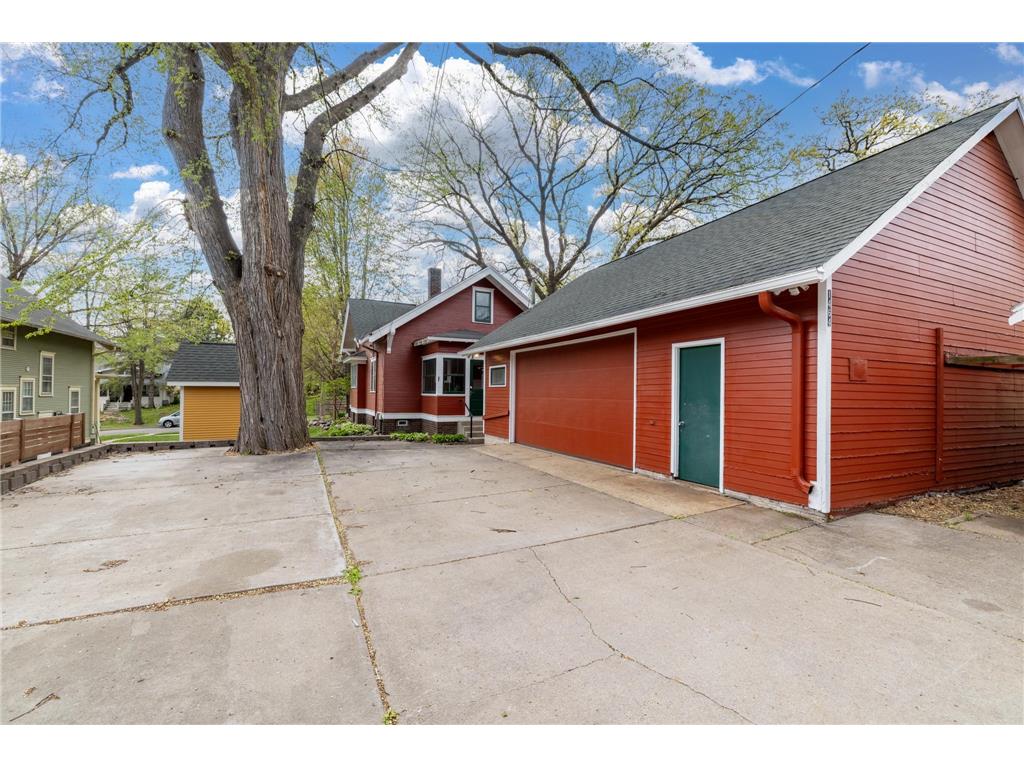 1464 Chelmsford Street Saint Paul MN 55108 7007189 image30