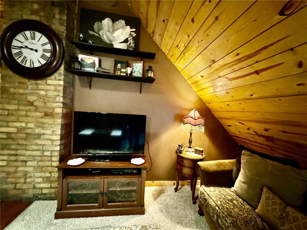 1464 Minnehaha Avenue W Saint Paul MN 55104 7033066 image33