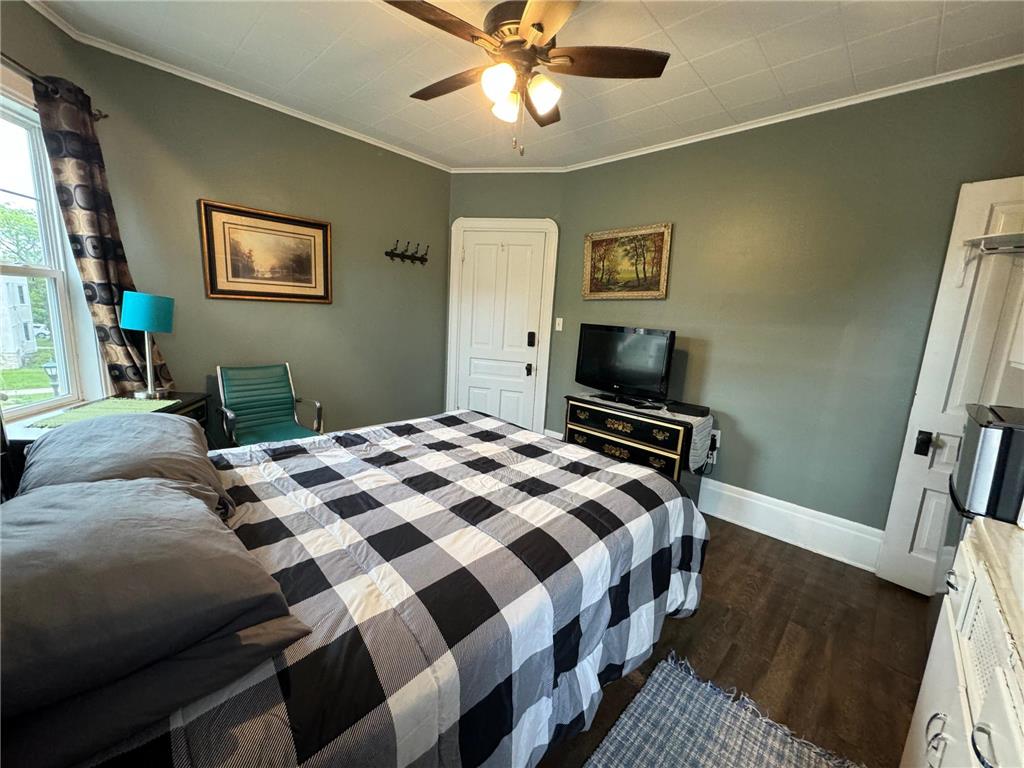 1464 Minnehaha Avenue W Saint Paul MN 55104 7033066 image50