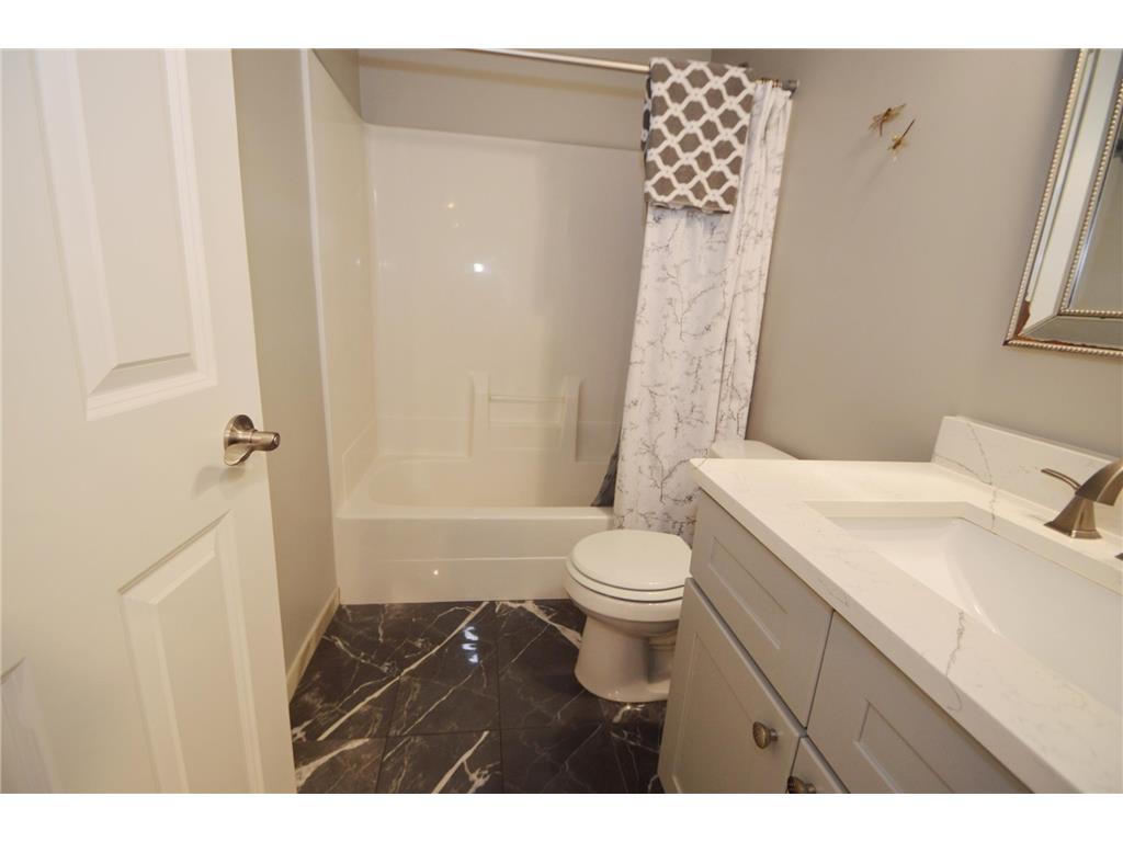 1465 Mcintosh Circle Shakopee MN 55379 7027189 image17