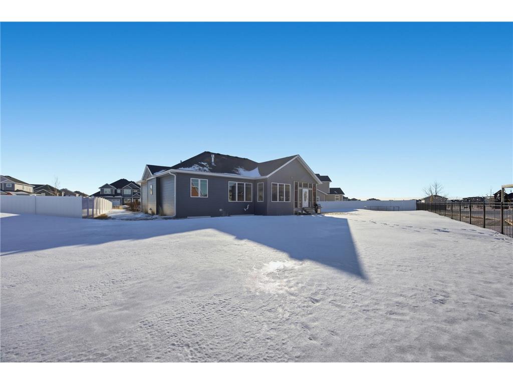 1465 Shawnas Place S Fargo ND 58104 7019782 image43