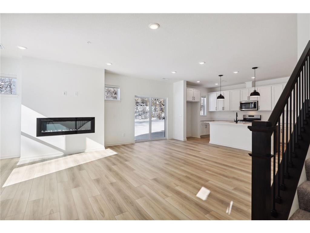 14650 Twin Lakes Circle Burnsville MN 55306 6536228 image1