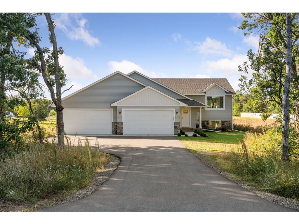 14653 289th Avenue NW Zimmerman MN 55398 6415416 image1