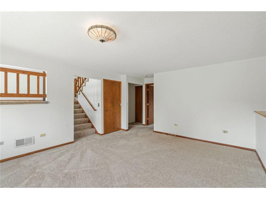 14655 Greenridge Lane Burnsville MN 55306 7056568 image32