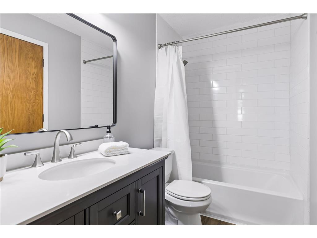 14655 Sherwood Place Burnsville MN 55306 7054226 image21