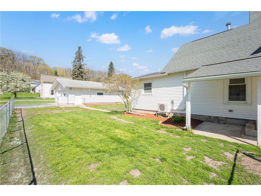 1466 Saint Charles Avenue Saint Charles MN 55972 7067253 image29