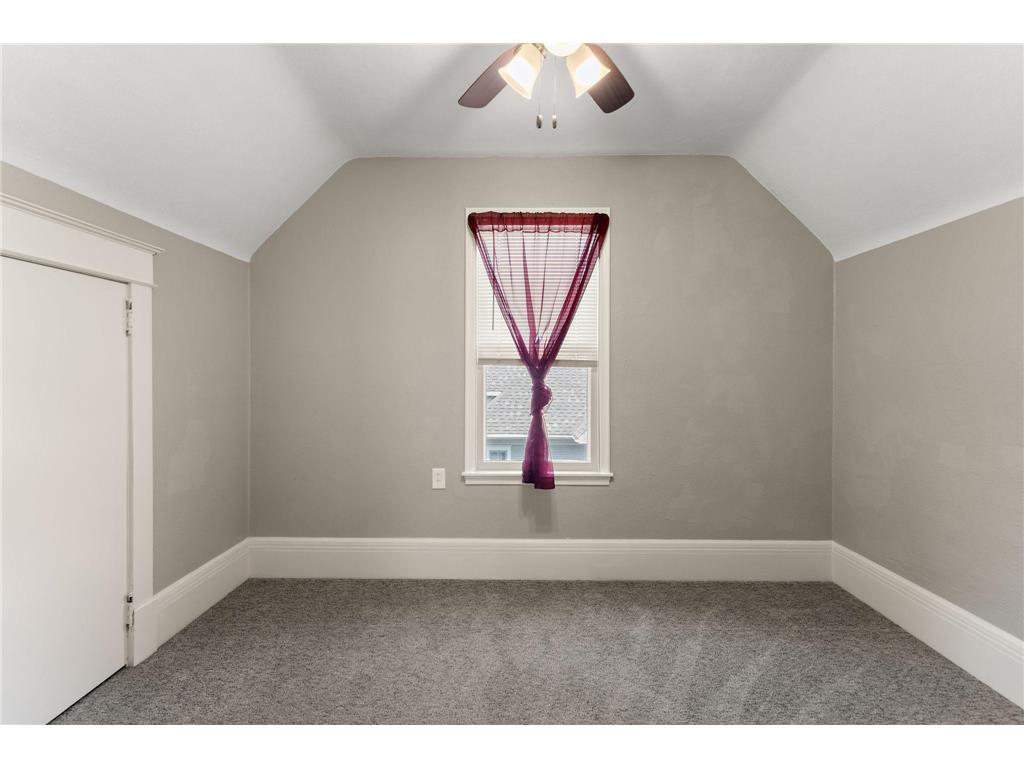 1467 Charles Avenue Saint Paul MN 55104 7036647 image14