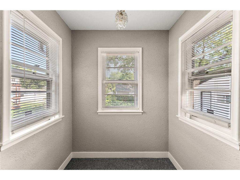 1467 Charles Avenue Saint Paul MN 55104 7036647 image17