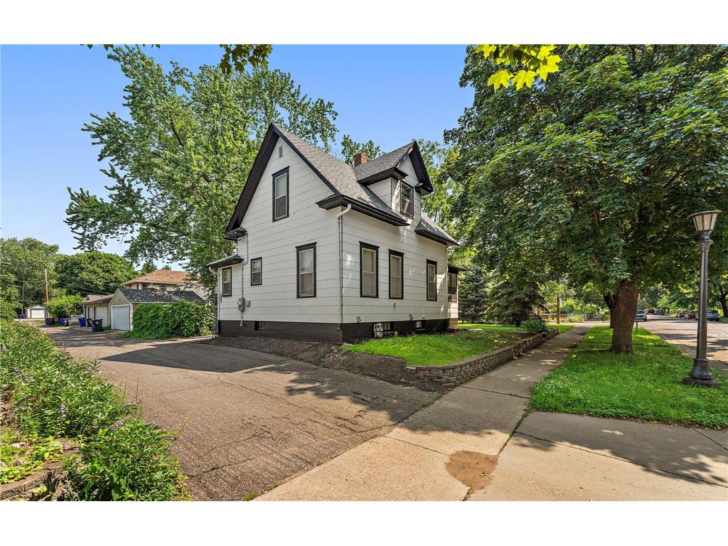 1467 Charles Avenue Saint Paul MN 55104 7036647 image22