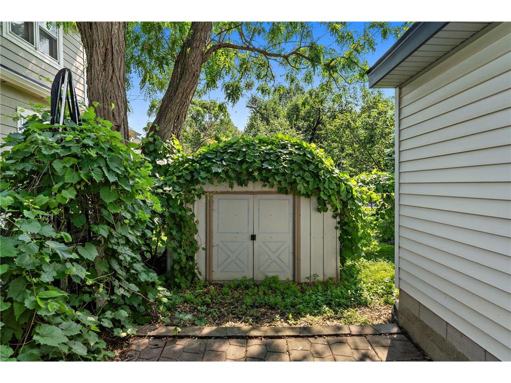 1467 Charles Avenue Saint Paul MN 55104 7036647 image29