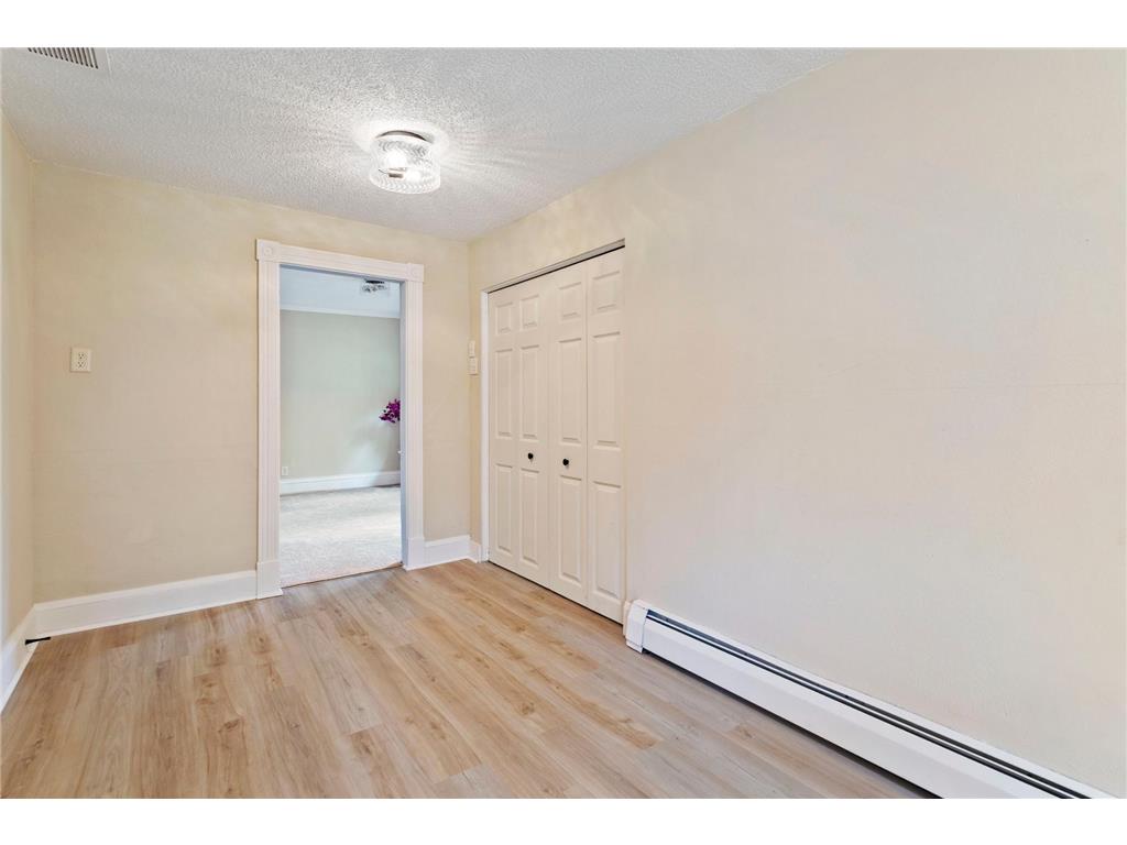 1467 County Road B E Maplewood MN 55109 6825288 image17