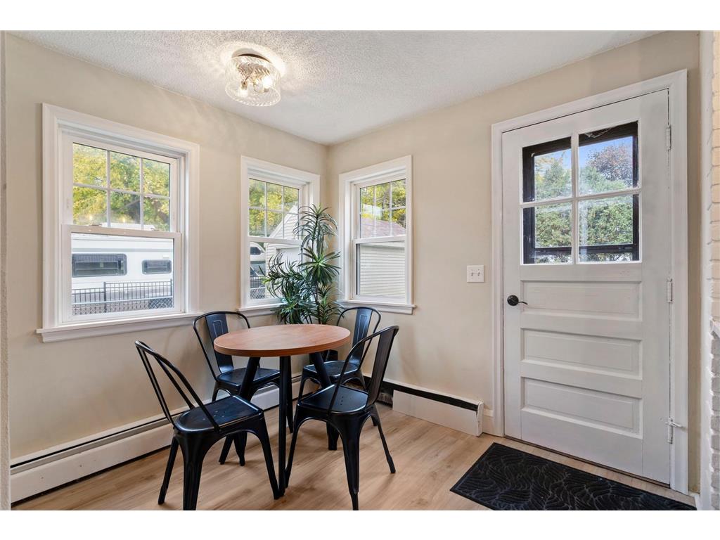 1467 County Road B E Maplewood MN 55109 6825288 image7