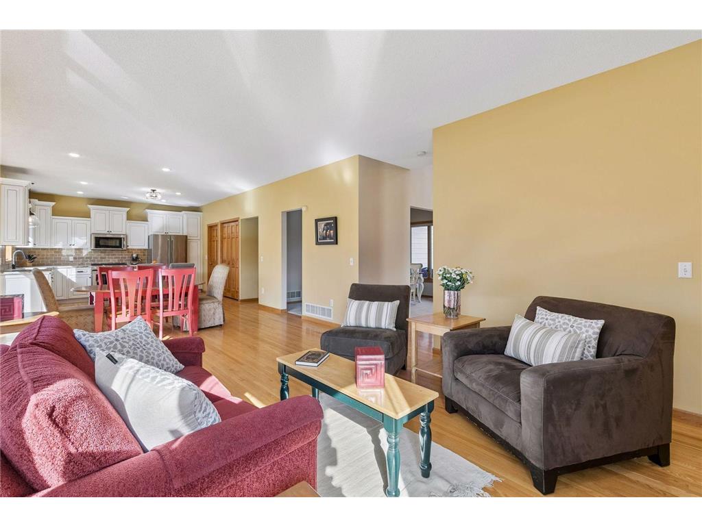1467 Pond Wynde N Eagan MN 55122 7033161 image24