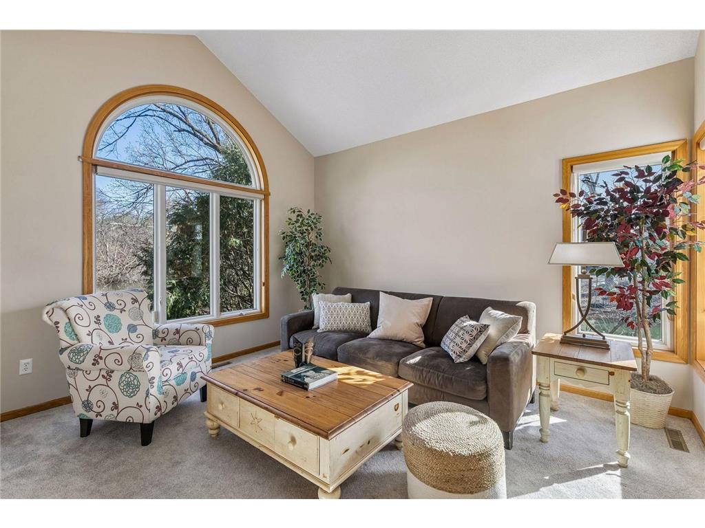 1467 Pond Wynde N Eagan MN 55122 7033161 image35
