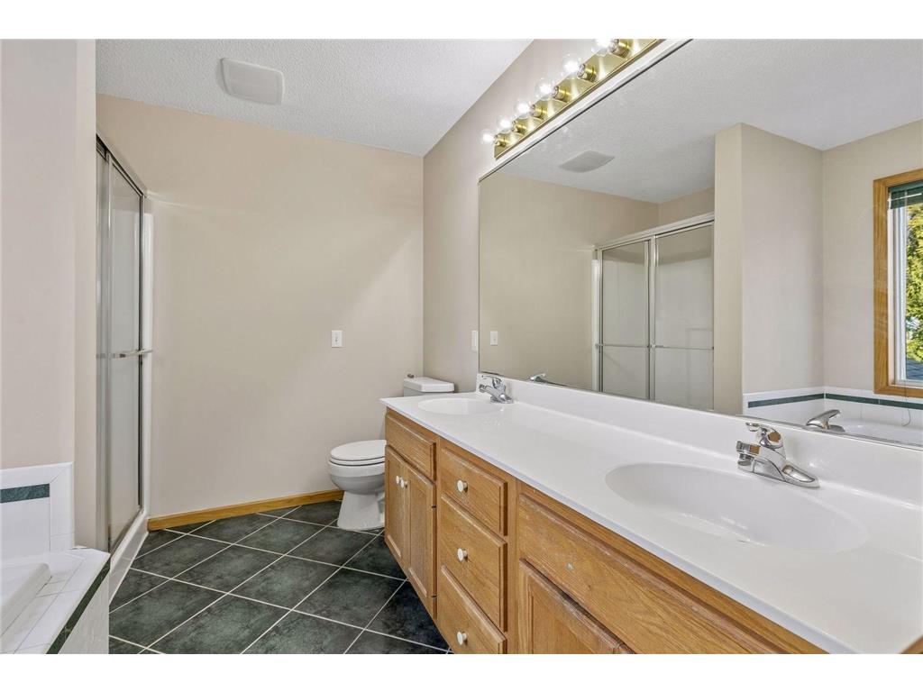 1467 Pond Wynde N Eagan MN 55122 7033161 image43