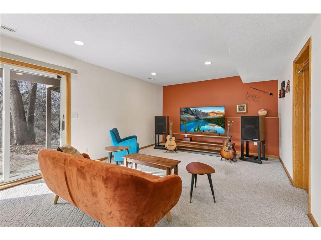 1467 Pond Wynde N Eagan MN 55122 7033161 image44