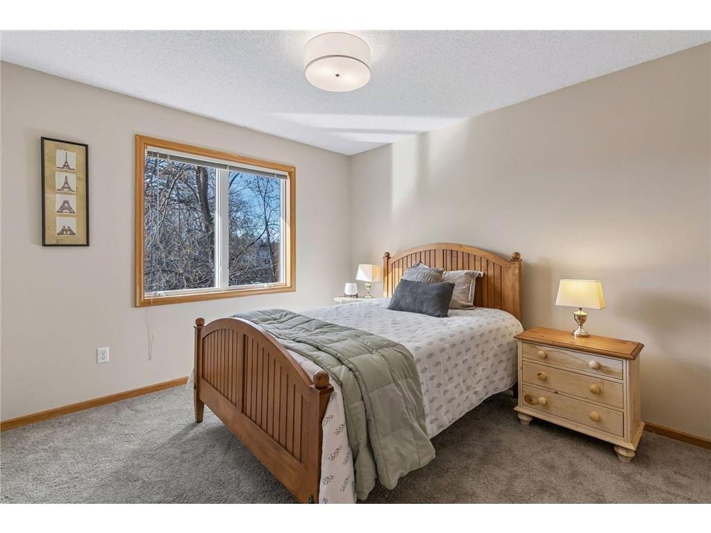 1467 Pond Wynde N Eagan MN 55122 7033161 image54
