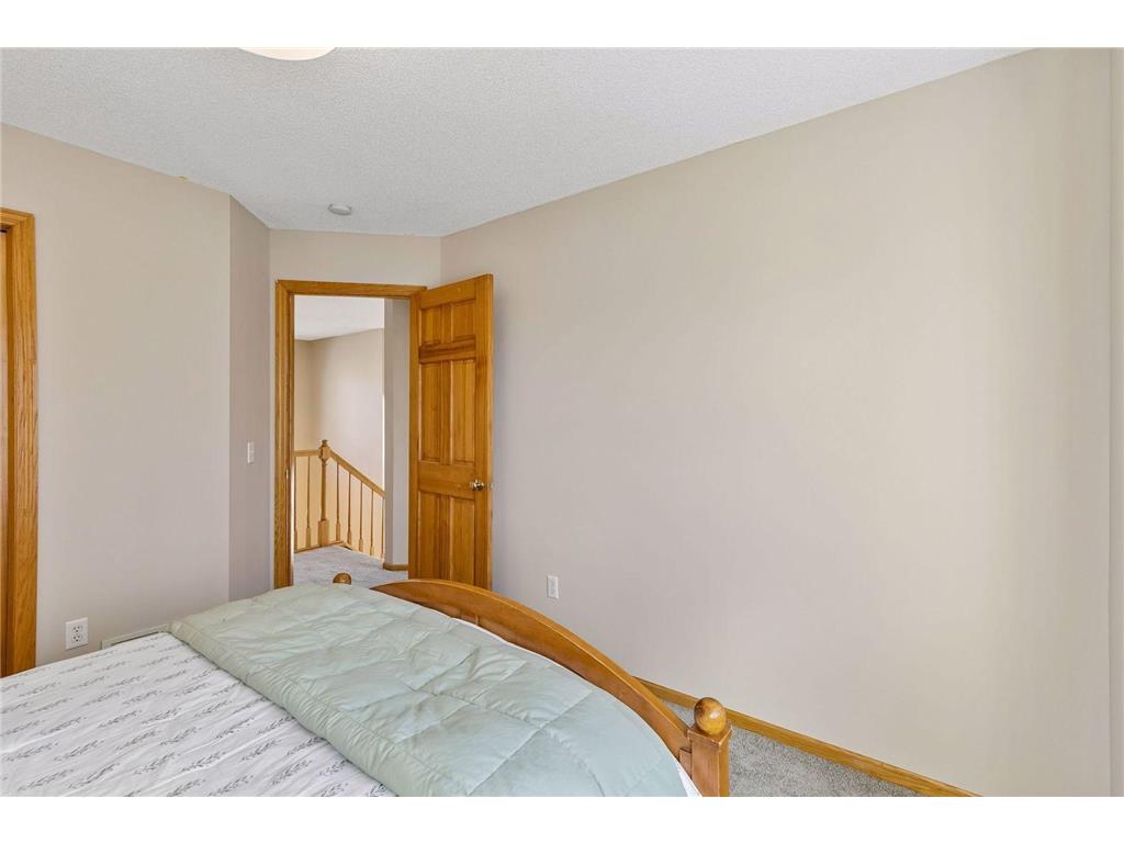 1467 Pond Wynde N Eagan MN 55122 7033161 image56