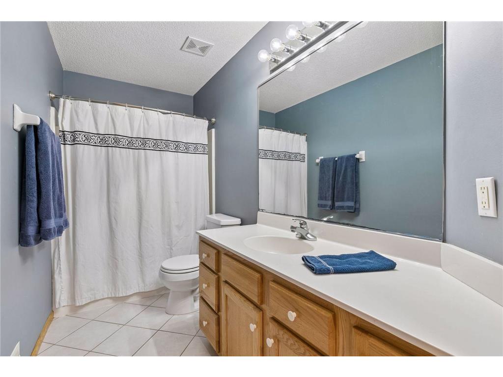 1467 Pond Wynde N Eagan MN 55122 7033161 image57