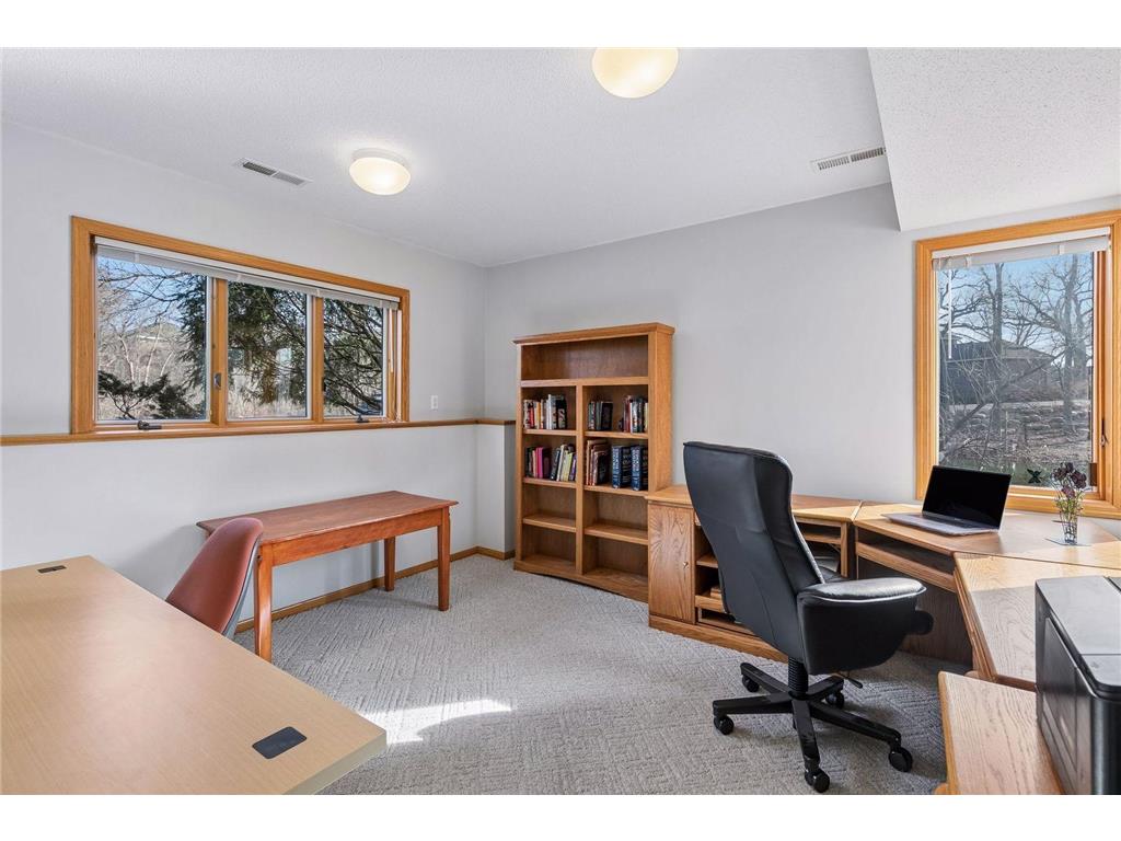 1467 Pond Wynde N Eagan MN 55122 7033161 image60