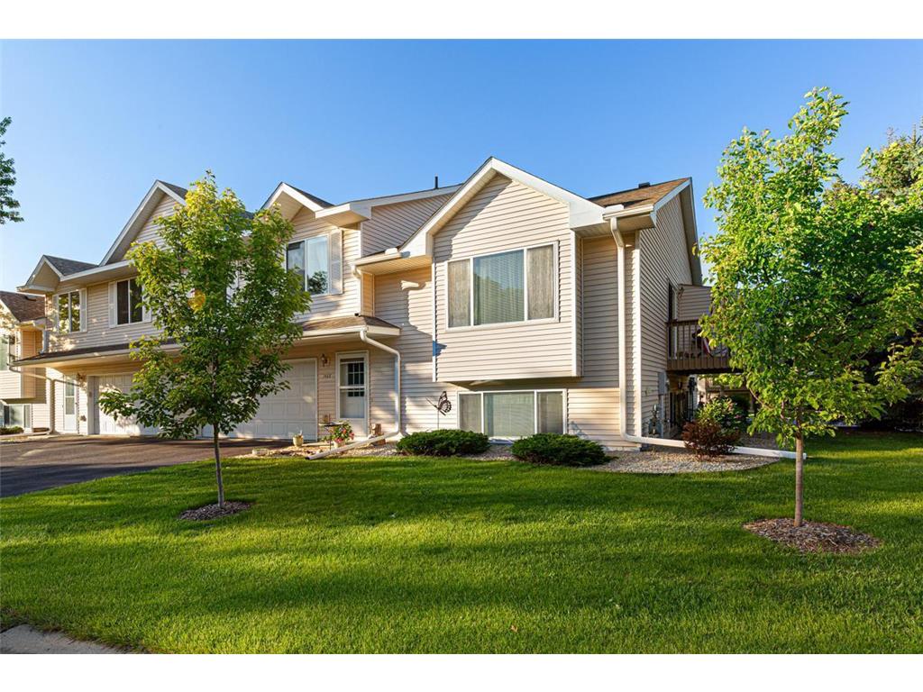 1468 S Trail Circle Faribault MN 55021 6540358 image1