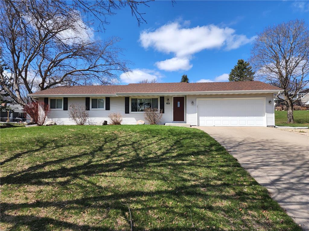 1468 Woodhill Drive, Woodbury, MN, 55125 MLS 6188651 Edina Realty