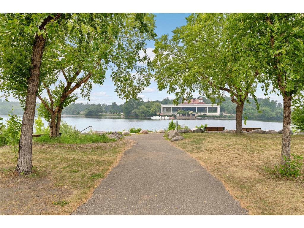 1469 Midway Parkway Saint Paul MN 55108 7031882 image40