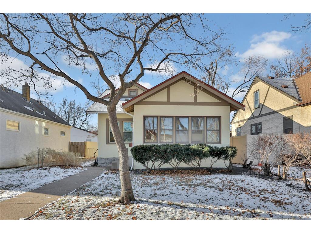 1469 Western Avenue N Saint Paul MN 55117 6642740 image1